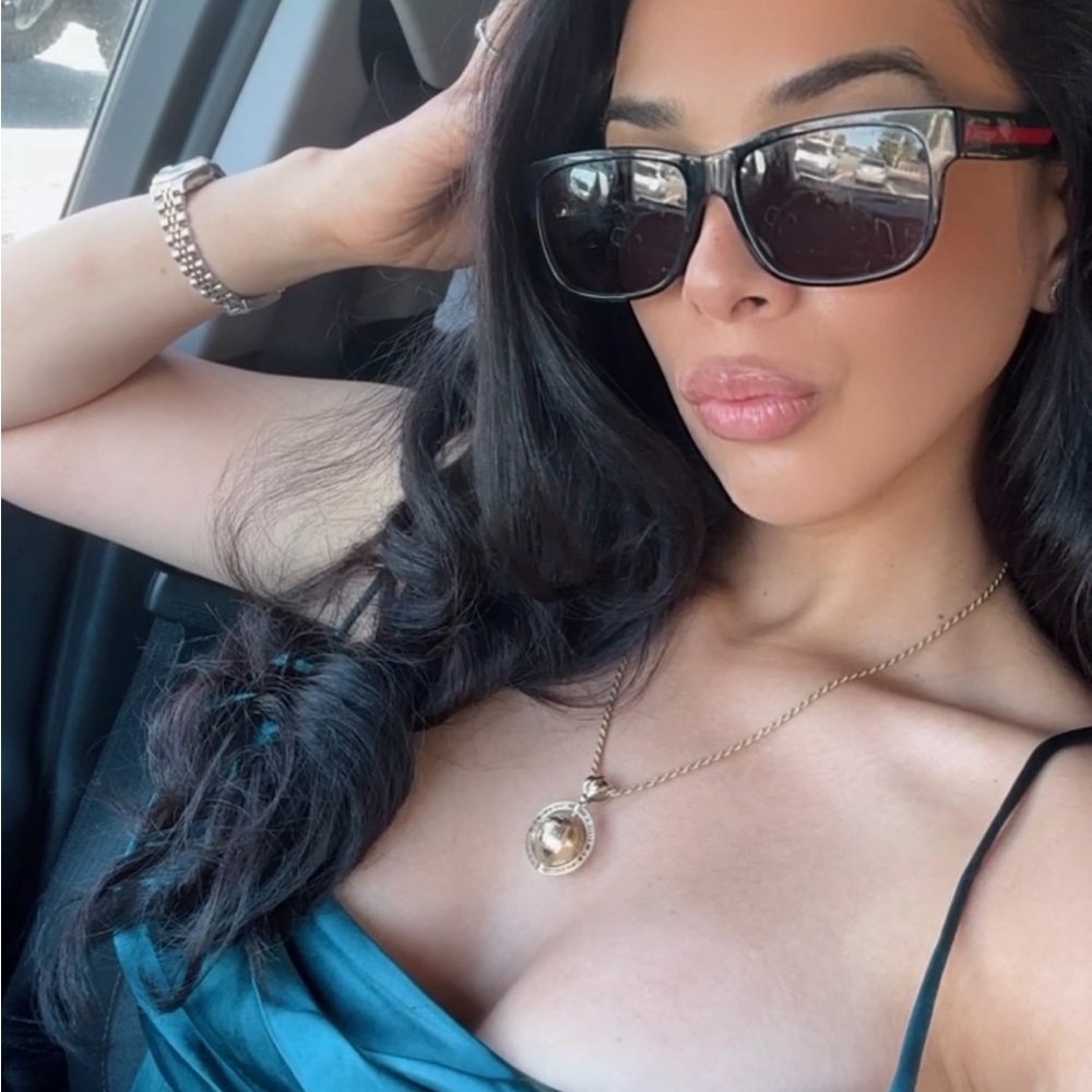 Meet your Posher, Jasmkn